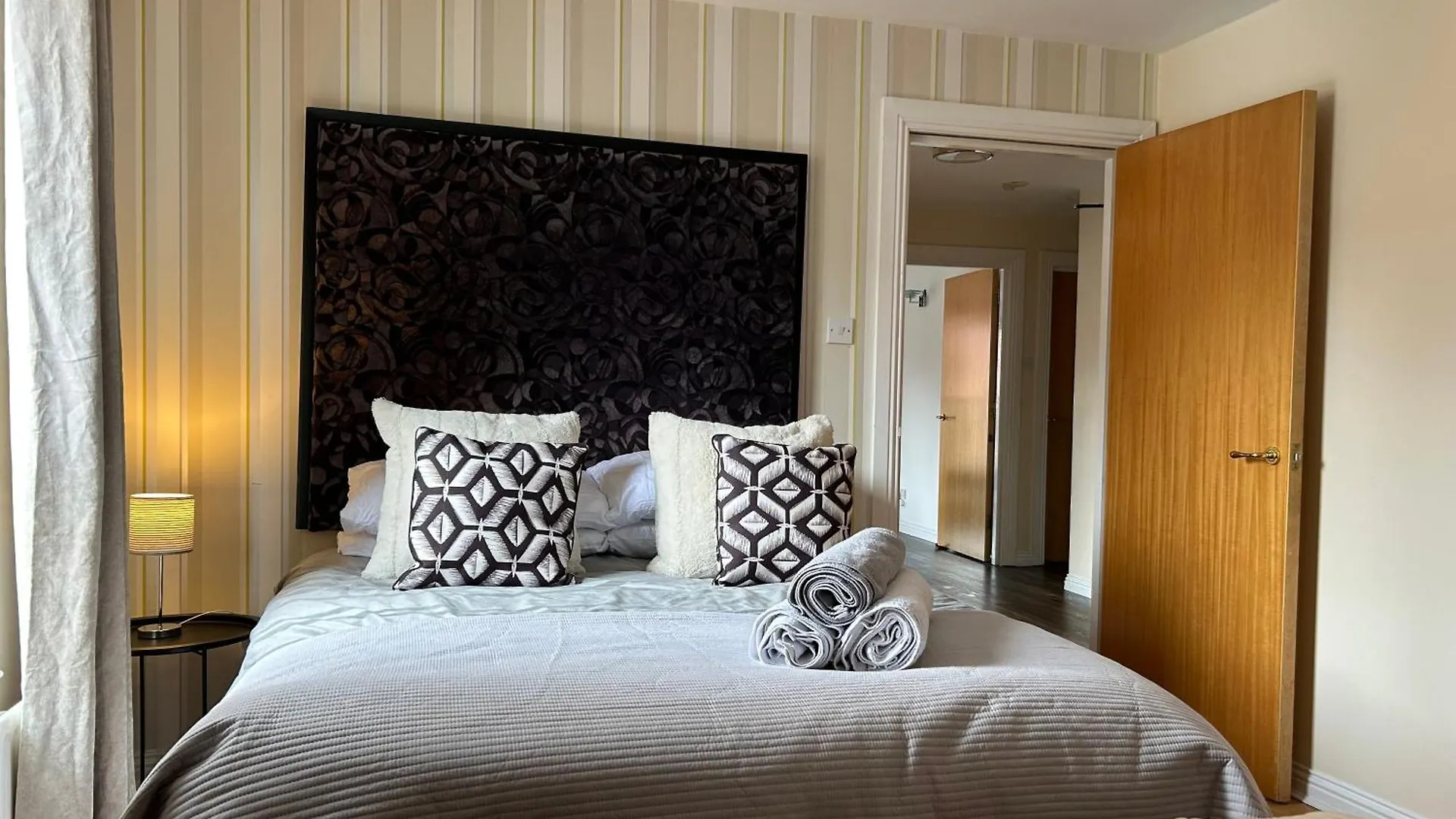 Tourist Board Certified Super City Centre Apartment With Free Parking Belfast